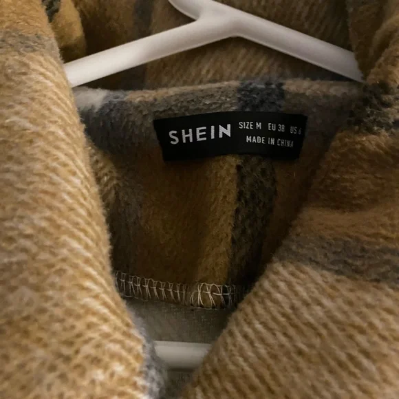 Shein shacket - Picture 2 of 2